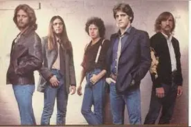 Hotel California，在人间图片