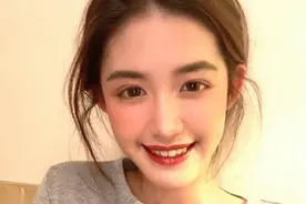 小说：“对不起老婆，我，我错怪你了。我实在是太爱你了。”图片