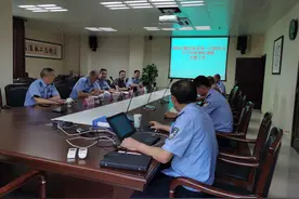四川省检察院司法警察总队副总队长邱波到东兴区检察院调研指导工作图片