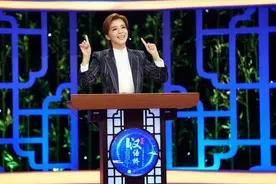 第十九届“汉语桥”世界大学生中文比赛半决赛 朱迅即兴创作对联鼓励选手图片