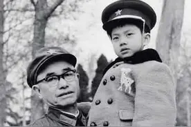 蔡长元：去世13年，儿子才知他是开国少将，骨灰里有弹片11枚图片