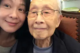 刘若英父亲去世！离世时获三代同堂送别，家人评价其一生浪漫绅士图片