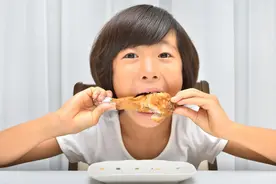 中国53万儿童“性早熟”，提醒家长：常吃这3种食物的儿童危险了图片