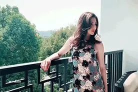 46岁李若彤撩发惊艳，学她用蓬松水一喷一搓，头发不塌气质好女神图片