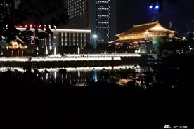 谭鑫培公园夜景图片