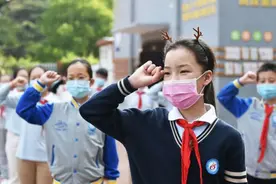 12岁女孩身高170厘米，医生：3种食物是身高“增长剂”，可多吃点图片