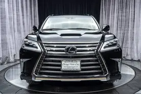 雷克萨斯LX570换代了才加10万？宝马X5，陆巡玩得起吗？图片