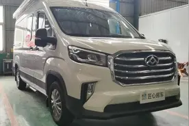 匠心大通V90长轴高顶B型房车 畅游四方丨前后贯通 后置横床布局图片