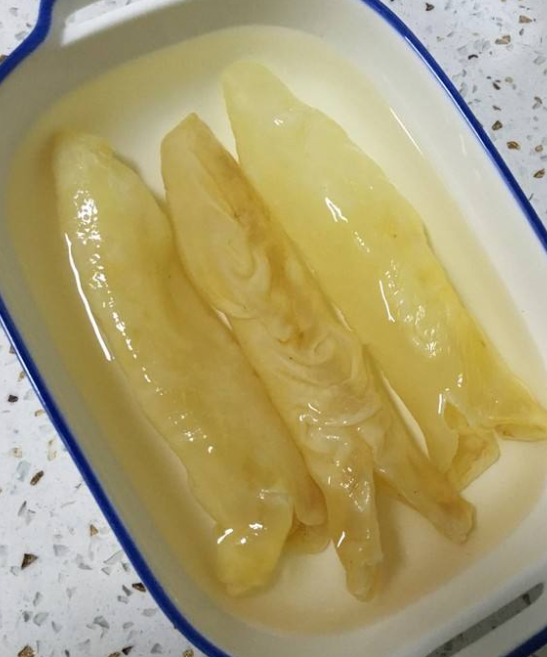 鸡肉花胶龙眼红枣汤 2026年花胶鸡肉猪肉虫草花红枣枸杞桂圆