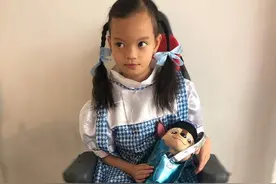 钟丽淇女儿已有妈妈高，无怨无悔照顾10年，曾被诊断活不到两岁图片