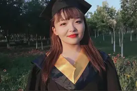 哈萨克姑娘孜比拉：我六个月大时，被送给奶奶当女儿图片