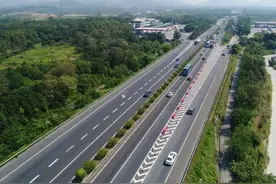 时速120，合理的转速是多少？有的车3500转？图片