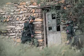 超燃！武警特战队员们的极限训练，果然威武霸气图片