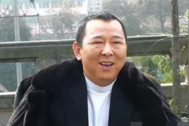 “土皇帝”刘汉的江湖路：白手起家成富商，为商业利益坠落深渊图片