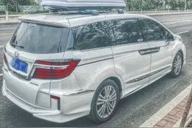 艾力绅最帅气的改装，这才像老板的座驾图片