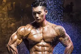 8个动作让脂肪颤抖！效果最好的燃脂运动-TABATA！图片