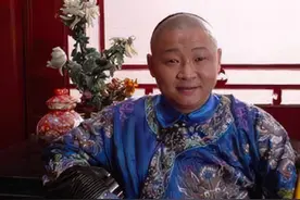 张国立《康熙》里的左膀右臂，三德子靠养鸡发家致富，法印去哪了图片