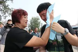 家有高考生，家长焦虑了怎么办？有三件事很多家长做错了图片