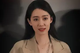《你好，李焕英》张小斐走红了，也别忘了她的“死对头”韩云云图片