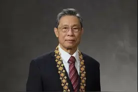 钟南山的年终奖，我给不起图片