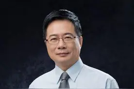挺欧阳娜娜，蔡正元骂王定宇“外省子弟装成历史悠久的台湾人，乞丐赶庙公”图片