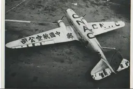 DC-3飞机航空“神迹”：抗战中干掉日军敌机，机翼不一样长也能飞图片