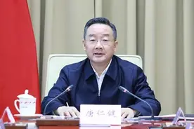 唐仁健任农业农村部部长图片