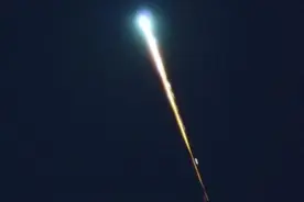 迄今为止，地球最快的人造物体是什么？答案是：一个下水道井盖图片