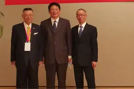 世上最大孙中山德化白瓷半身座像出现厦门海峡论坛图片