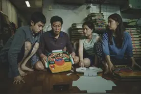 《寄生虫》反映当下的人生百态图片