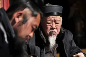 古人讲“腿长脚瘦，家财必漏”，腿长没福气？老祖宗为何这么说？图片