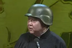 郭德纲：于谦家里有钱，是当年八大铁帽子王之一的绿帽子王图片