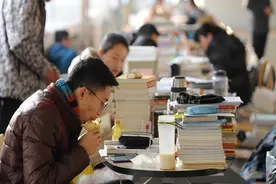 考研分数看似并不高，为什么考上的人相对很少？图片