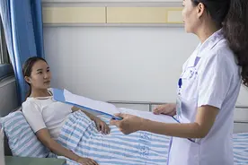 从查出癌症晚期到肿瘤消失，仅用一年时间，她成功的经验是什么？图片