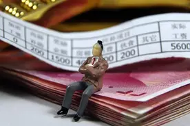 公司因20号发工资被员工告上法庭，赔付5.4万元图片
