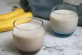 苹果和香蕉一起煮，坚持早餐喝1杯，很多人不知道有啥用图片