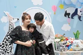 姜潮官宣麦迪娜怀二胎，女方曾抗拒生二胎，亲妈和婆婆态度差别大图片