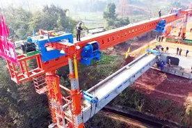 中国雅鲁藏布江上修铁路！1900公里，历经15年，印度噤若寒蝉！视频封面