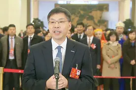 “中国服务器之父”孙丕恕：信息产业飞速发展 3家企业进前5视频封面