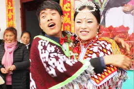 实拍汉族小伙娶苗族姑娘 还到苗家上门视频封面