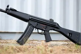 HK53冲锋枪：这款很像MP5的冲锋枪叫啥？原来也是HK家的图片
