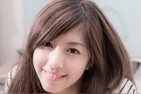 爱笑的女人摄影图集：爱情不来我还有开水和面包，等你爱我不嫌晚图片