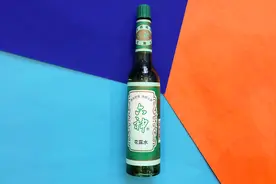 花露水能擦手机屏？花露水的神奇小妙招，见证奇迹的时刻到了！视频封面