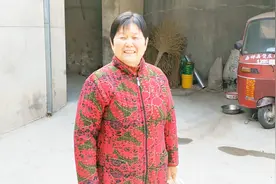 农村赵姐买了车，开车接老妈妈到家里住几天，为孝心点赞！视频封面
