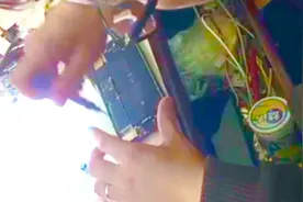 8p不充电 插充电头咚一声，充电电流就几毫安，就算这样也破了它视频封面