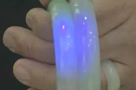 旅游景点购物要注意，典当师教您简单几步判别仿品玉镯