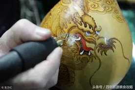 实拍：葫芦艺术品制作图片