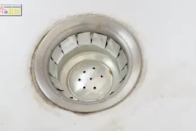 自制下水道过滤网，防止下水道被头发堵塞，简单又实用！视频封面
