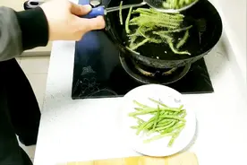 干煸芸豆，做法简单，家常菜视频封面