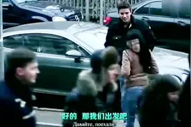 街头测试：国外小伙用宾利车撩妹，测试女孩子的虚荣心！视频封面
